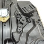 Mercedes-Benz C-klase W205 Logu regulatora mehānisms aizmugurējais labais A2057308004