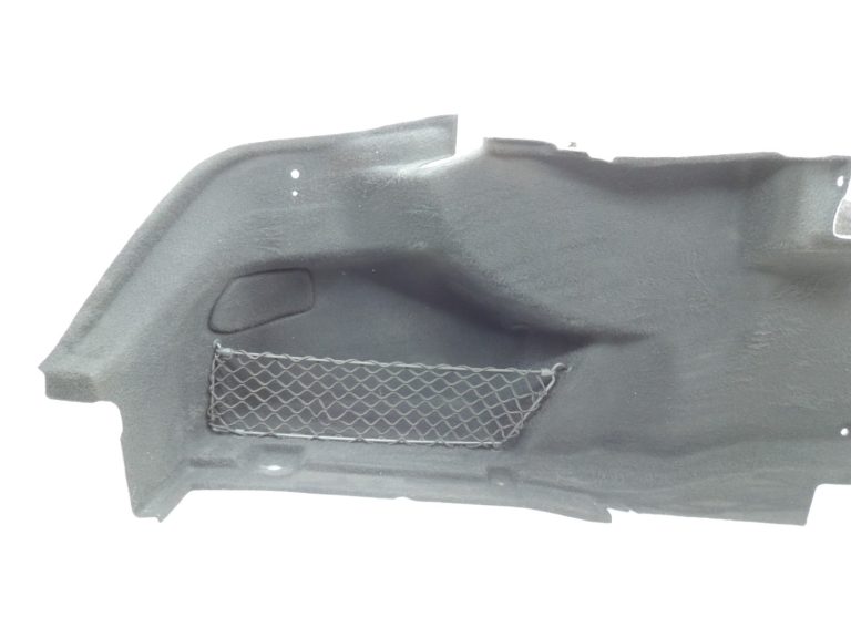 Oriģinālā Mercedes Benz W205 sedana bagāžnieka sānu apdare kreisā A2056900825