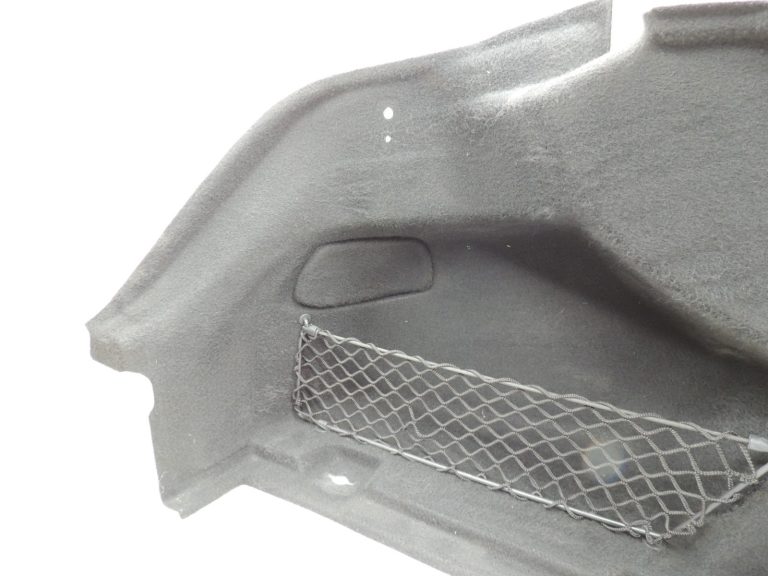 Oriģinālā Mercedes Benz W205 sedana bagāžnieka sānu apdare kreisā A2056900825