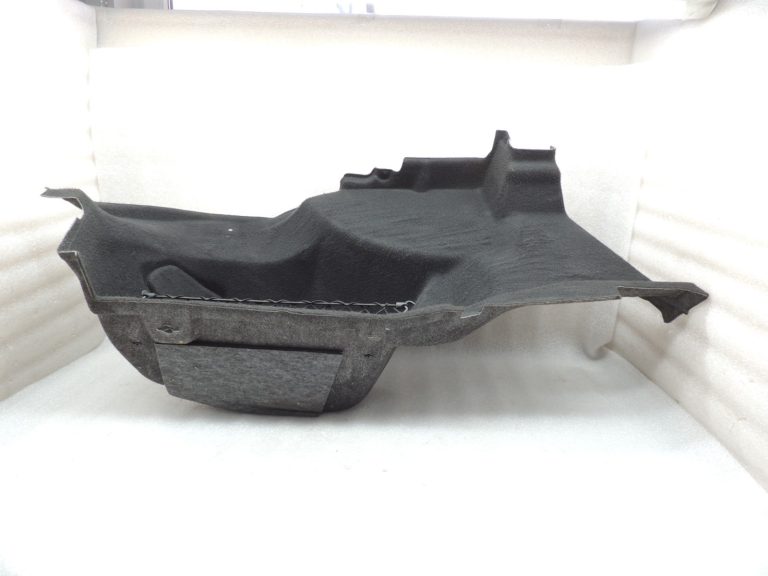 Oriģinālā Mercedes Benz W205 sedana bagāžnieka sānu apdare kreisā A2056900825