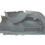 Oriģinālā Mercedes Benz W205 sedana bagāžnieka sānu apdare labajā pusē A2056902625