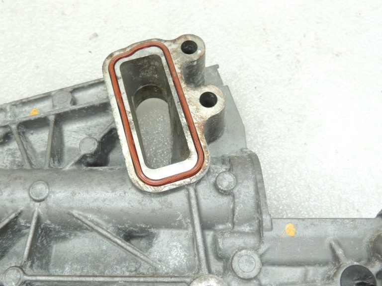 Oriģinālais Mercedes Benz OM651 priekšējais agregāta nesējs A6512012409