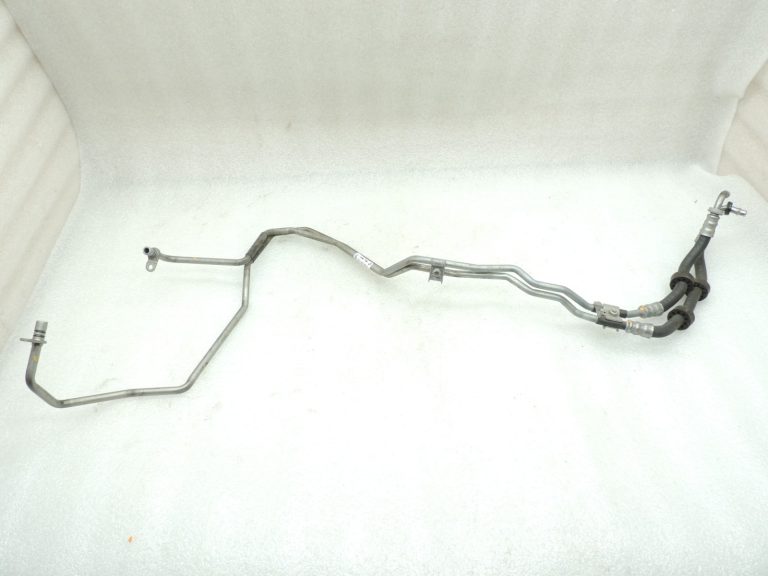 Oriģinālā aprīkojuma Mercedes Benz W205 transmisijas eļļas caurule Eļļas dzesēšanas caurules A6511805330 A6511805430