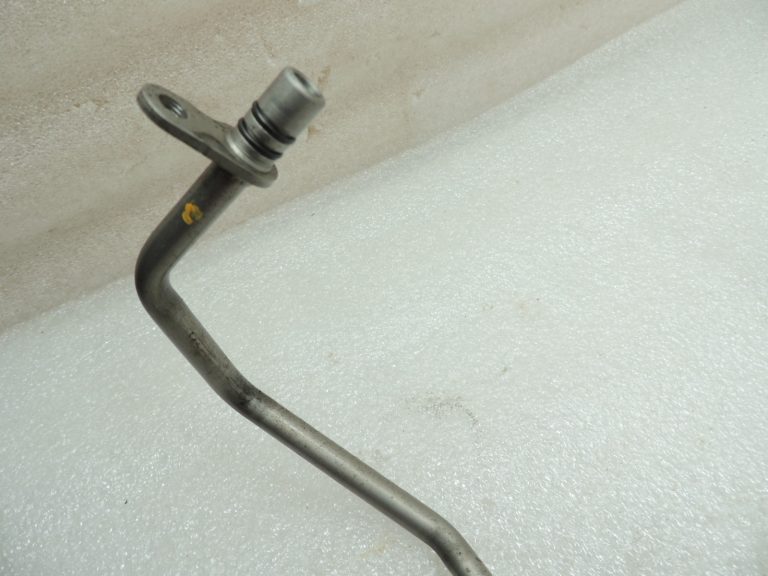 Oriģinālā aprīkojuma Mercedes Benz W205 transmisijas eļļas caurule Eļļas dzesēšanas caurules A6511805330 A6511805430