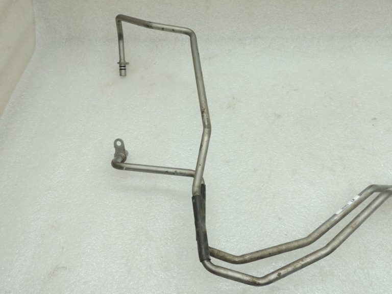 Oriģinālā aprīkojuma Mercedes Benz W205 transmisijas eļļas caurule Eļļas dzesēšanas caurules A6511805330 A6511805430