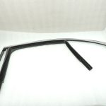 Mercedes W205 sedans hromēta durvju loga aizmugurējā loga blīvējums kreisajā pusē A2057355300