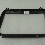 Opel Frontera B priekšējo lukturu vāka rāmja apdare labajā pusē 97184804