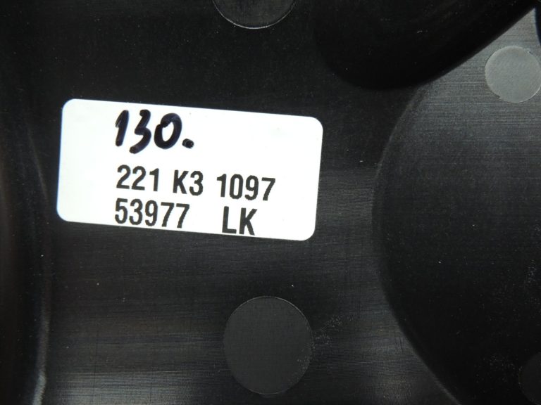 Volvo XC60 Facelift Xenon priekšējo lukturu D3S pārsega vāciņš pa labi 31395697