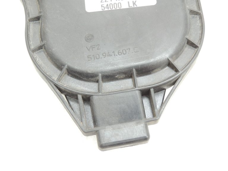 Volkswagen Golf Sportsvan priekšējo lukturu DRL vāciņš kreisais 510941607C