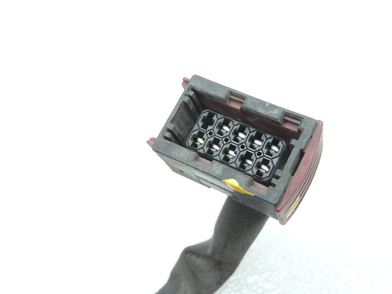 Volvo XC90 I 2003-2010 Ksenona lukturu vadu instalācija 8659897