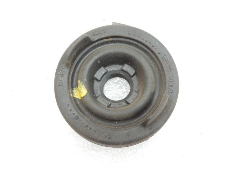 Toyota Avensis T25 halogēna priekšējo lukturu vāka vāciņš Labais 8113505240