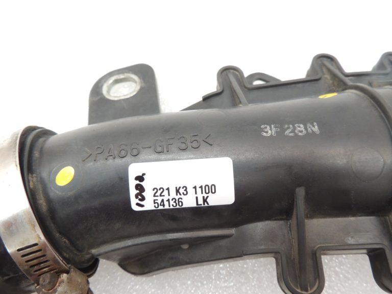 Mazda 3 6 CX5 2,2Diesel SKYACTIV-D uzpildes gaisa caurule kreisā augšējā SHY11324X