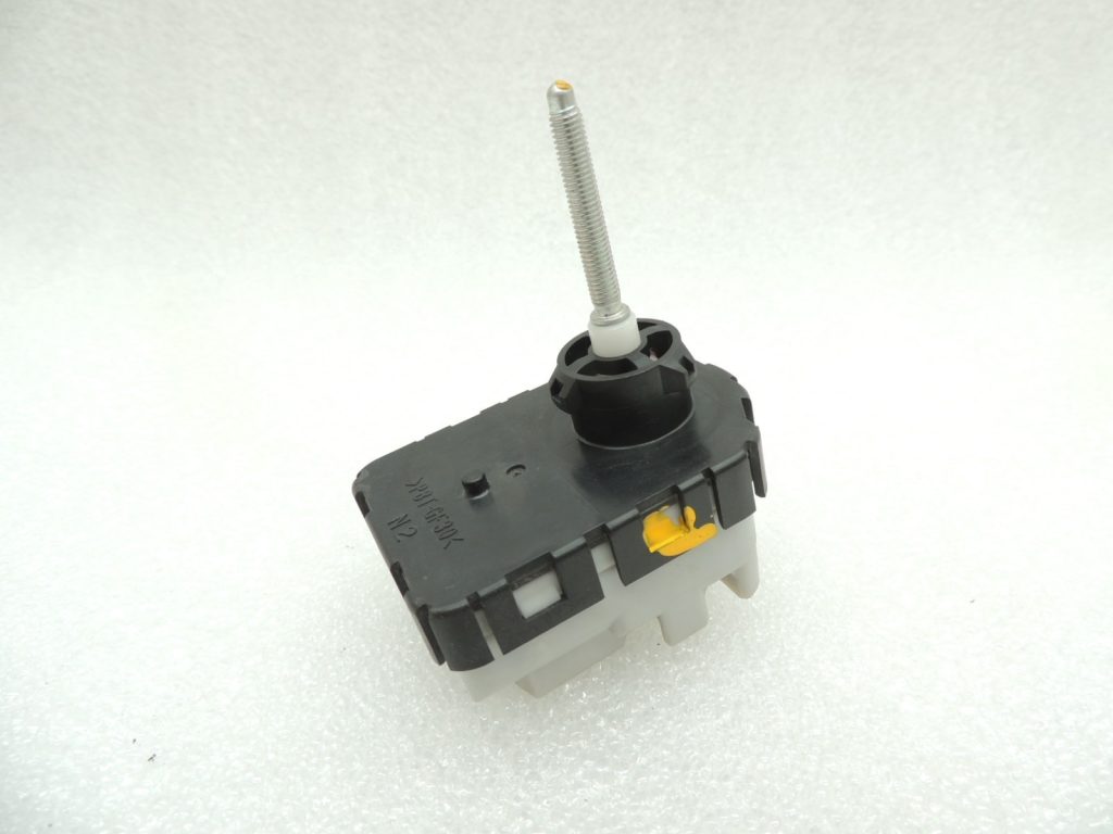 Mazda 6 III GJ GL Xenon headlight actuator LWR headlight range adjustment