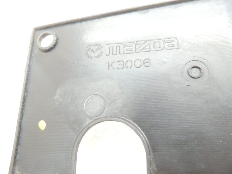 Mazda 6 III GJ GL Priekšējais motora nodalījuma vāciņš GHP9501A1