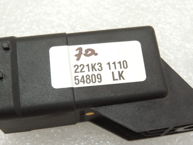 Opel Vivaro B Renault Trafic III 1.6DCi R9M Priekšizgaismojuma releja 95522315
