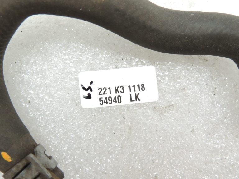 Opel Vivaro B Renault Trafic III 1.6DCi R9M dzesēšanas šķidruma šļūtene 95517927