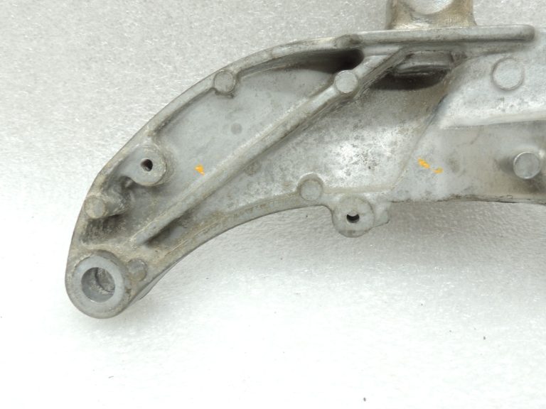 Opel Vivaro B Renault Trafic III R9M Transmisijas stiprinājums 93454784 112332850R