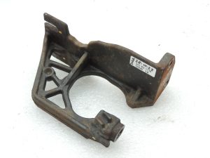 Opel Vivaro B Renault Trafic III R9M Katalizatora kronšteins 95517948