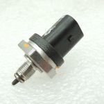 Mazda 3 6 GJ CX5 2.2 dīzeļdegvielas eļļas spiediena sensors Eļļas spiediena sensors SH0118541