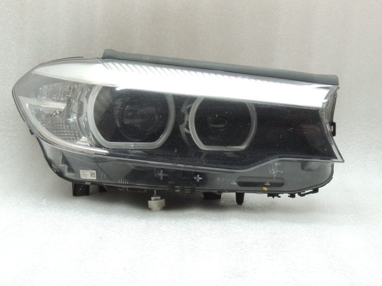 BMW 5. sērijas G30 G31 F90 LED priekšējais labās puses galvenais lukturis 7439184