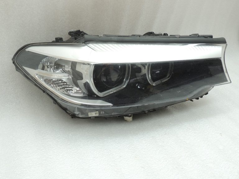 BMW 5. sērijas G30 G31 F90 LED priekšējais labās puses galvenais lukturis 7439184