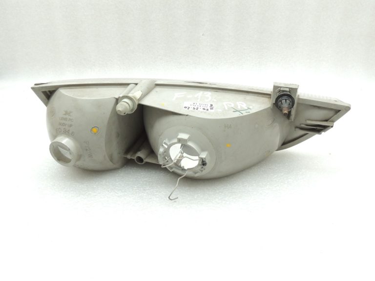 Ford Windstar priekšējais kreisais galvenais lukturis F78B13N087B