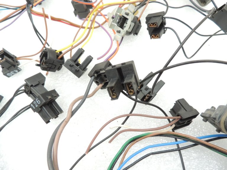 Transportlīdzekļi Priekšējo lukturu remonta hobiju komplekts H7 H4 H1 H1 T10 kontaktdakšu instalācijas komplekts