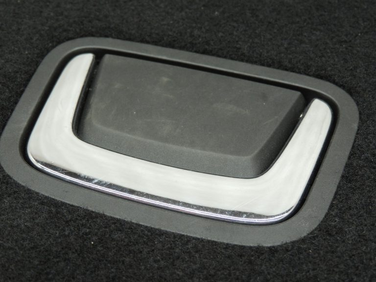 Opel Zafira C 5vietīga bagāžnieka grīda Grīdas segums 20889878
