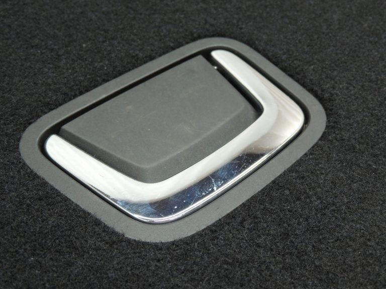 Opel Zafira C 5vietīga bagāžnieka grīda Grīdas segums 20889878