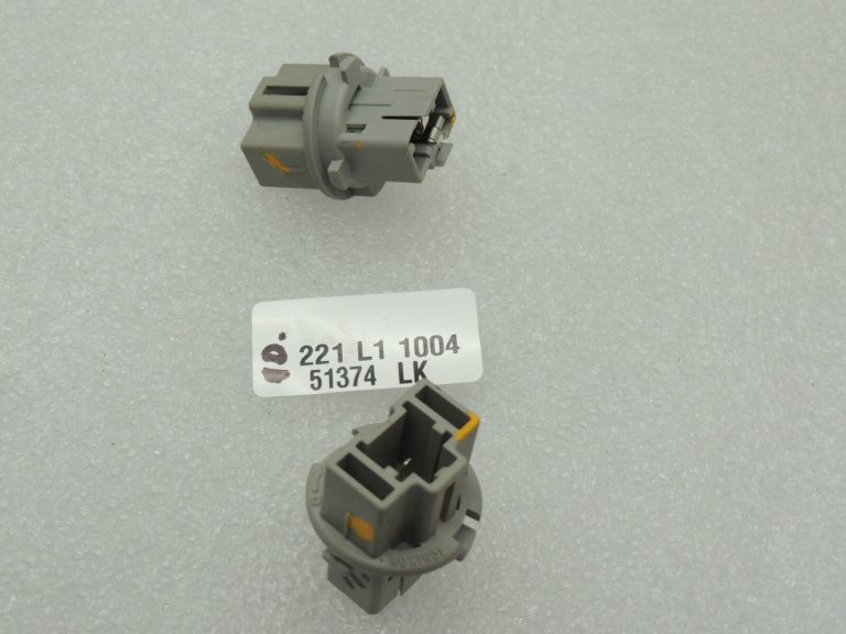 Honda Jazz II GD aizmugurējā luktura spuldzes turētājs 33515SAA003