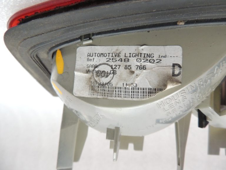 SAAB 9-3 II Sedans aizmugurējais lukturis labajā pusē 12785764