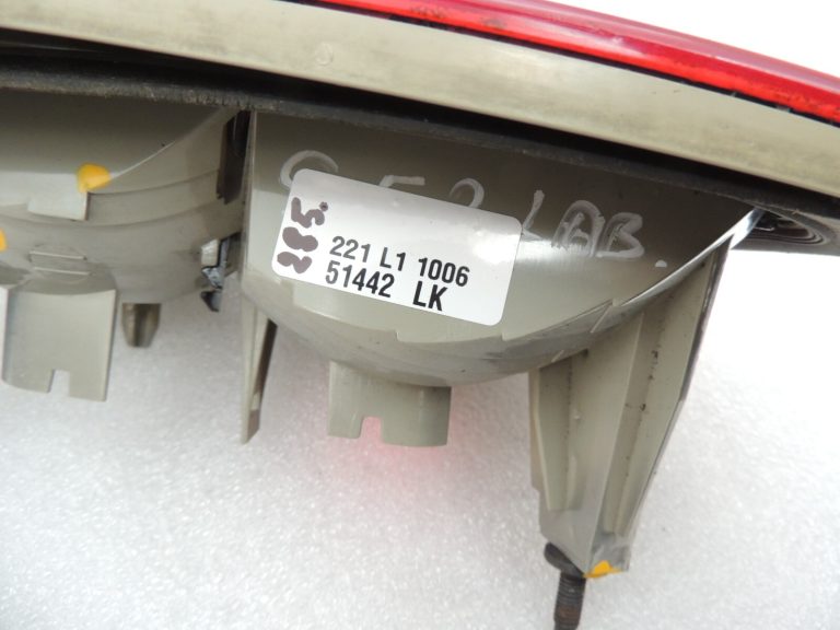 SAAB 9-3 II Sedans aizmugurējais lukturis labajā pusē 12785764