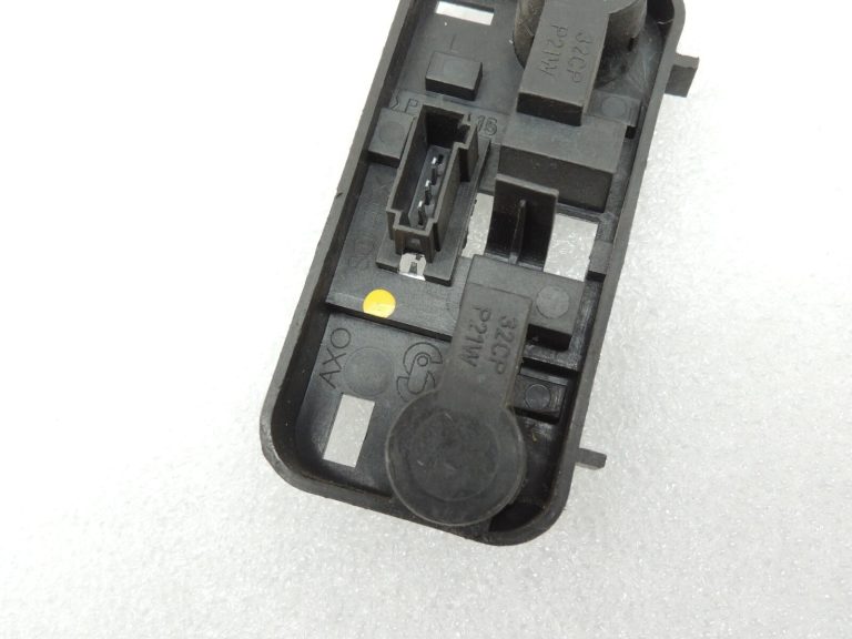 SAAB 9-3 II salons aizmugurējais lukturis kombinētais aizmugurējais lukturis iekšpusē pa kreisi 12788641