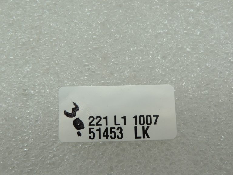 Saab 9-5 I Facelift Kombi Aizmugurējā luktura turētājs aizmugurējais kreisais iekšējais 5407630