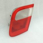 Oriģinālais BMW E46 E46 3. sērijas salona aizmugurējais lukturis aizmugurējais labais salona aizmugurējais lukturis 8364924