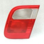 Oriģinālais BMW E46 E46 3. sērijas salona aizmugurējais lukturis aizmugurējais labais salona aizmugurējais lukturis 8364924