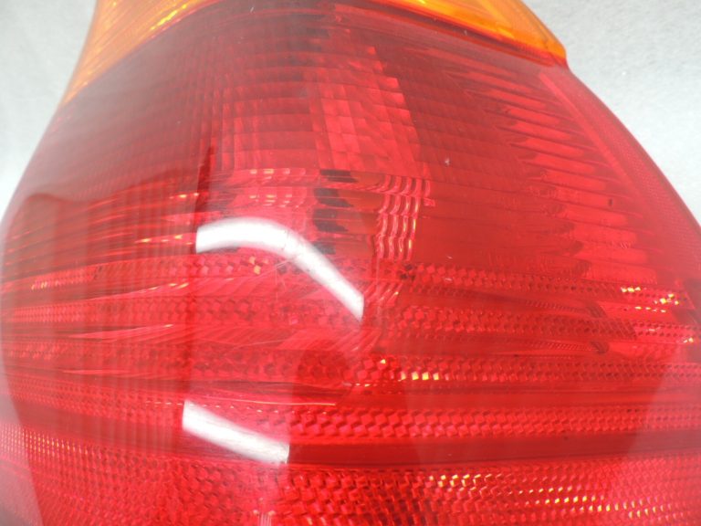Oriģinālais BMW E46 salona aizmugurējais lukturis aizmugurējais labais aizmugurējais lukturis 63218364922