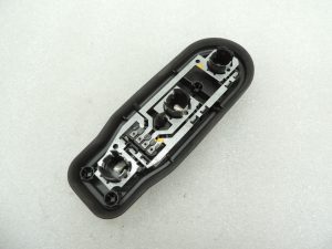 Oriģinālais BMW E39 Touring aizmugurējā apgaismojuma spuldzes turētājs 63218371324