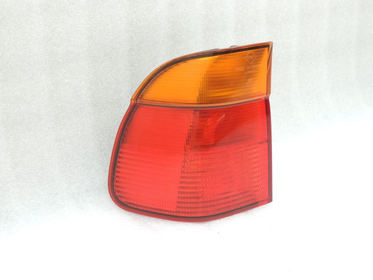 Oriģinālais BMW E39 Touring aizmugurējais aizmugurējais kreisais aizmugurējais lukturis 63218371327