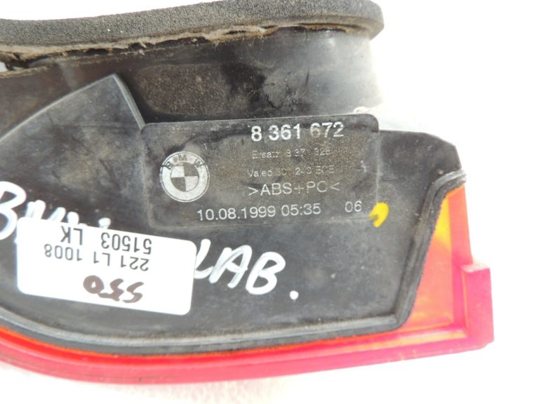 Oriģinālais BMW E39 Touring aizmugurējais lukturis aizmugurējais labais aizmugurējais lukturis 63218371328