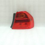 BMW E90 salona aizmugurējais lukturis aizmugurējais labais ārējais aizmugurējais lukturis 63216937458