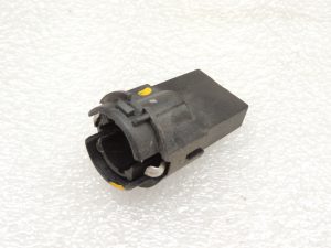 BMW E61 kombi aizmugurējā luktura spuldzes turētājs 63211387697