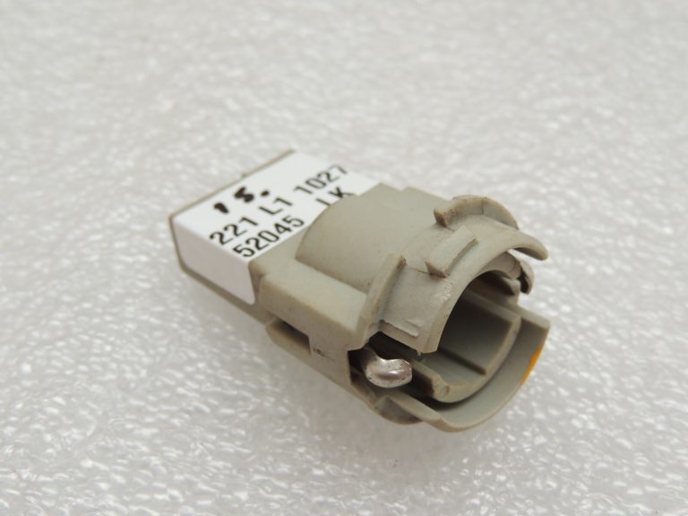 BMW E61 kombi aizmugurējā luktura spuldzes turētājs 63132489804