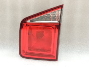 Chevrolet Orlando I J309 Aizmugurējā labā iekšējā aizmugurējā gaisma 42334062