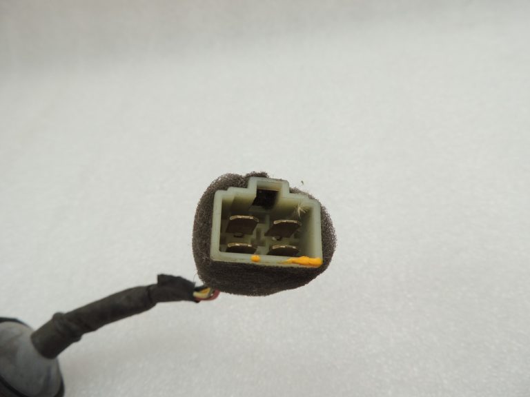 Chevrolet Lacetti J200 Hečbeks Ārējais kombinētais pakaļējo lukturu spuldzes turētājs