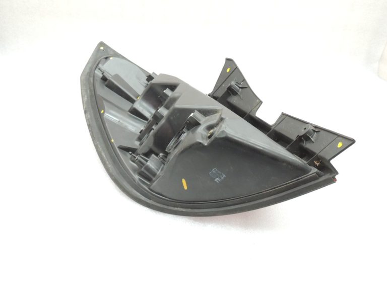 Opel Antara aizmugurējais labais aizmugurējais lukturis 96673816
