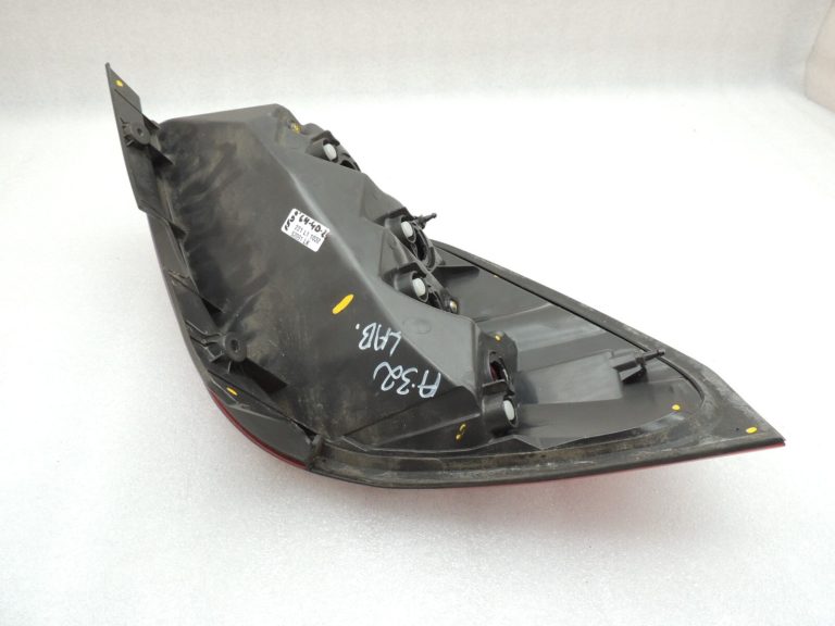 Opel Antara aizmugurējais labais aizmugurējais lukturis 96673816