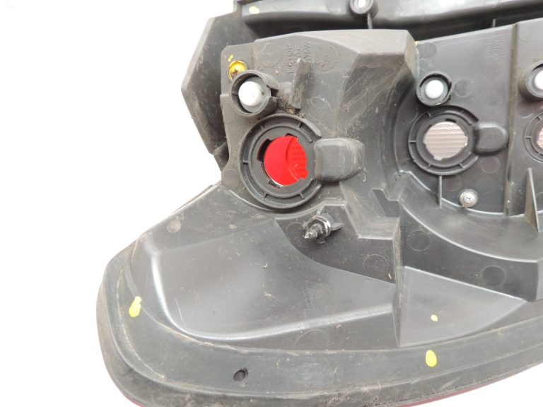 Chvrolet Captiva C100 Aizmugurējā labā aizmugurējā gaisma 96626996