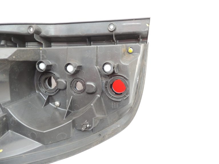 Chvrolet Captiva C100 Aizmugurējā labā aizmugurējā gaisma 96626996