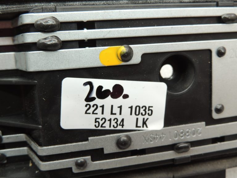 Fiat Doblo II 263 Combo D X12 Aizmugurējā luktura turētājs aizmugurējais kreisais 20380751